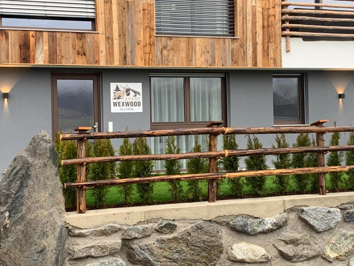 Apart Wexwood Hart im Zillertal Esterno foto
